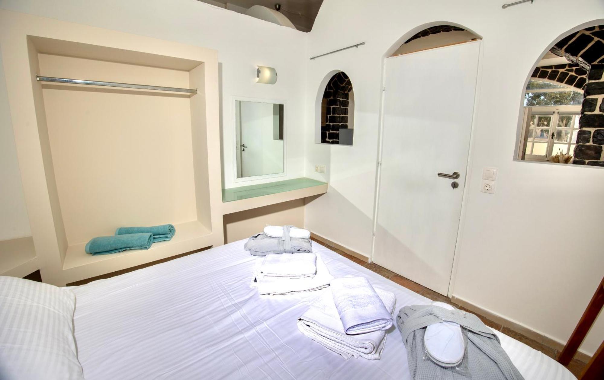 Dawn Suites Santorini Vourvoulos ห้อง รูปภาพ